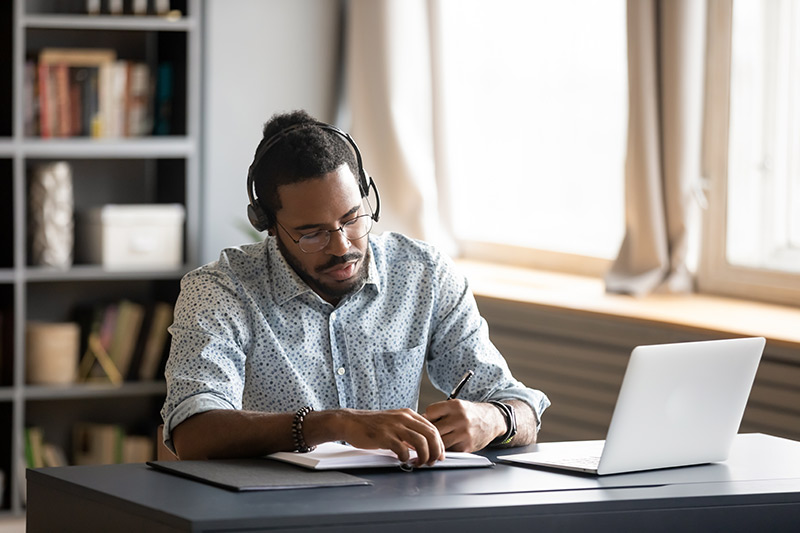 Agent working from home